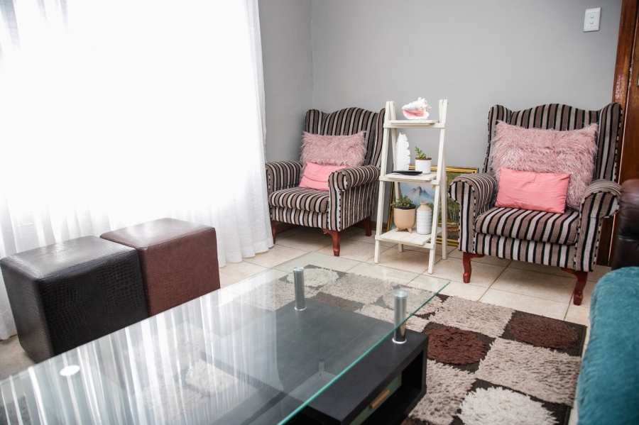 2 Bedroom Property for Sale in Haven Hills Eastern Cape